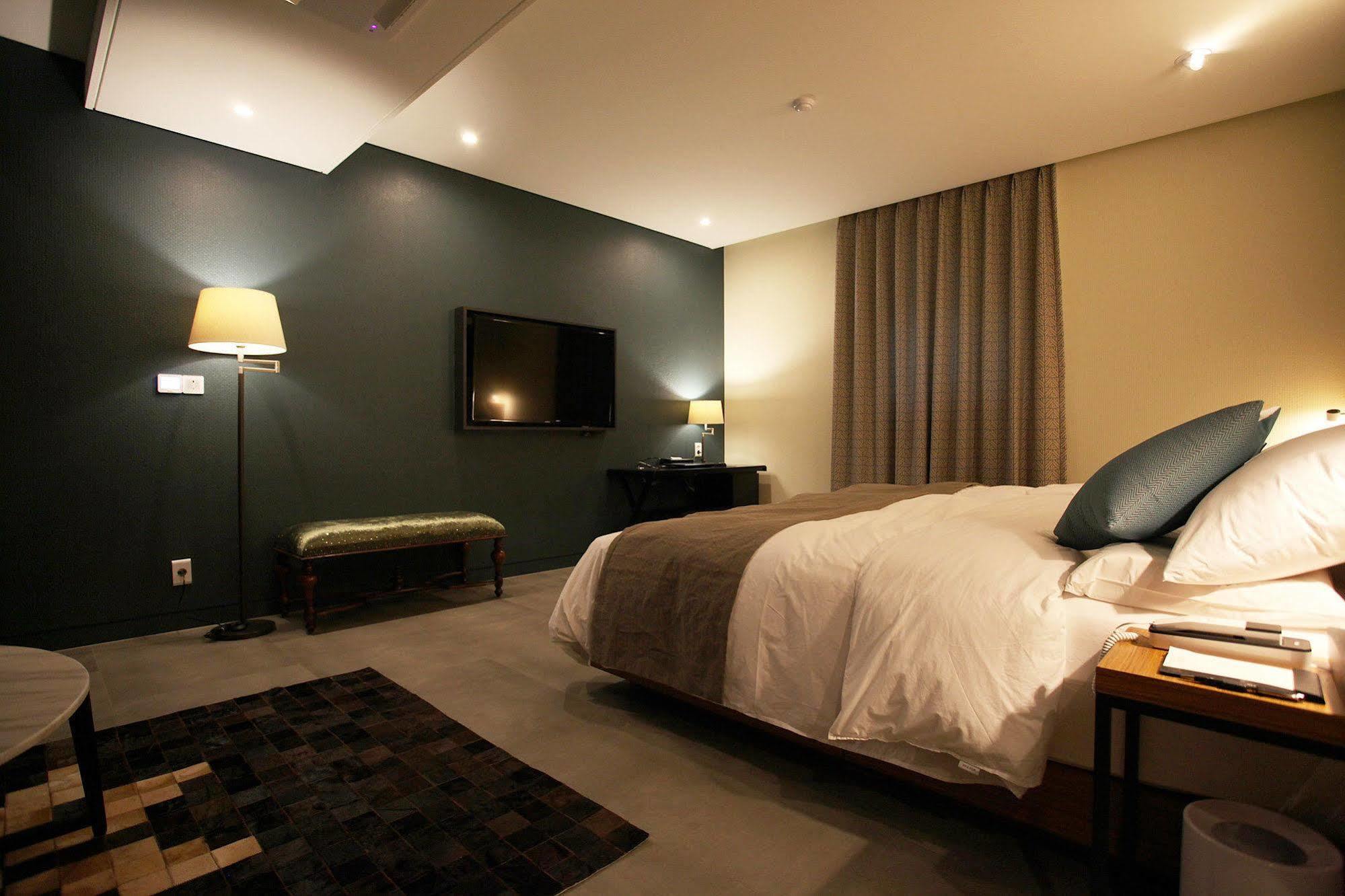 Circle Hotel Inczhon Zewnętrze zdjęcie